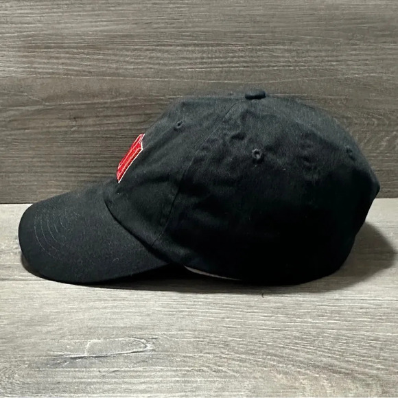 Sports Illustrated StrapBack Dad Hat Black/Red - Picture 2 of 5